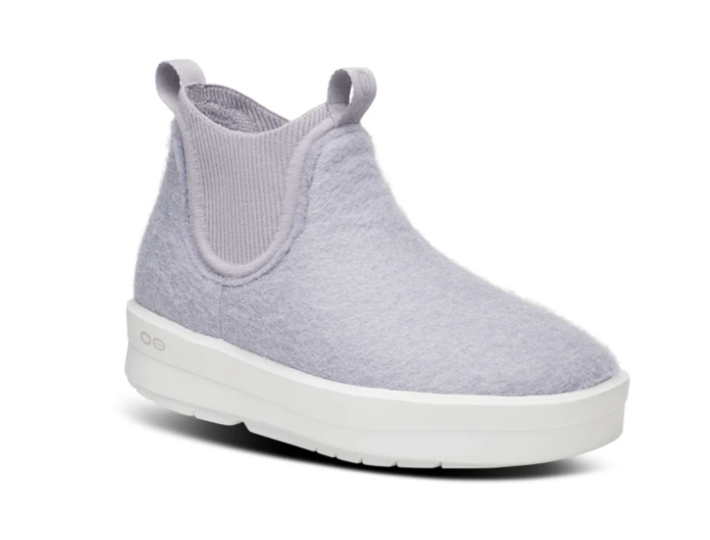 Oofos Oomega Londoner for Women - product image from the listing.