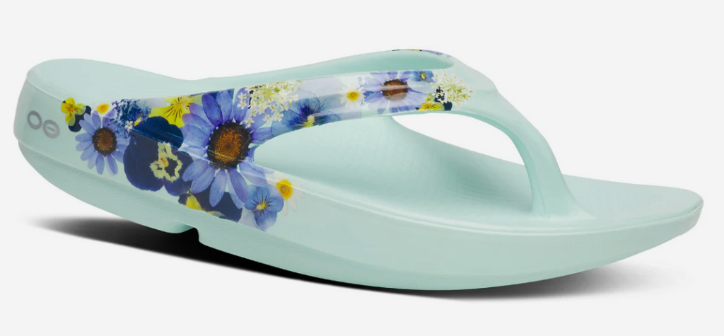 Women's Oofos OOlala Luxe Sandal - product image from the listing.