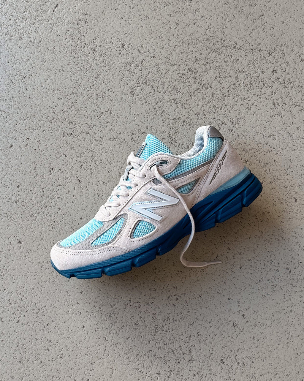 990 v4 *Made in USA* by New Balance - product image from the listing.