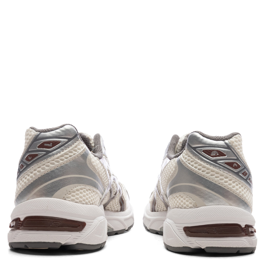 Gel-1130 - Cream/Reddish Brown for Women - product image from the listing.