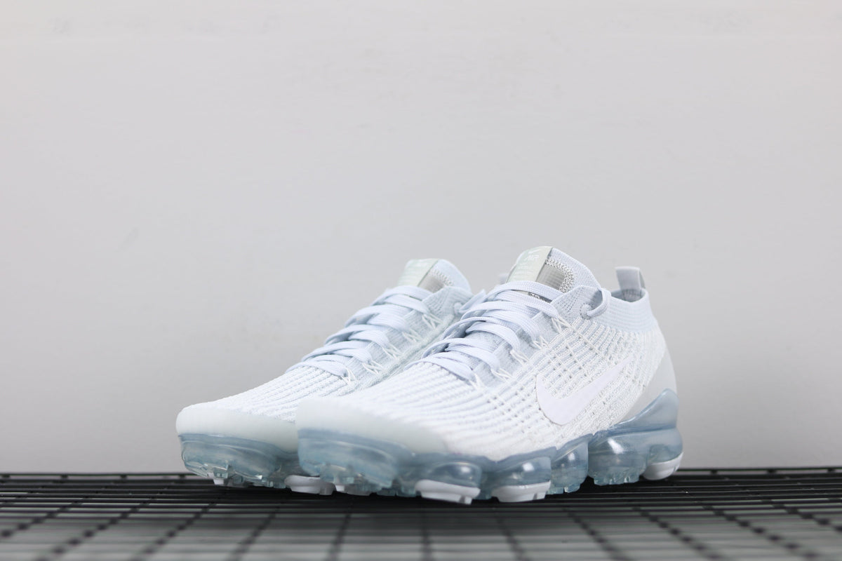 Nike Air VaporMax Flyknit 3 in White Grey AJ6900-102 - product image from the listing.