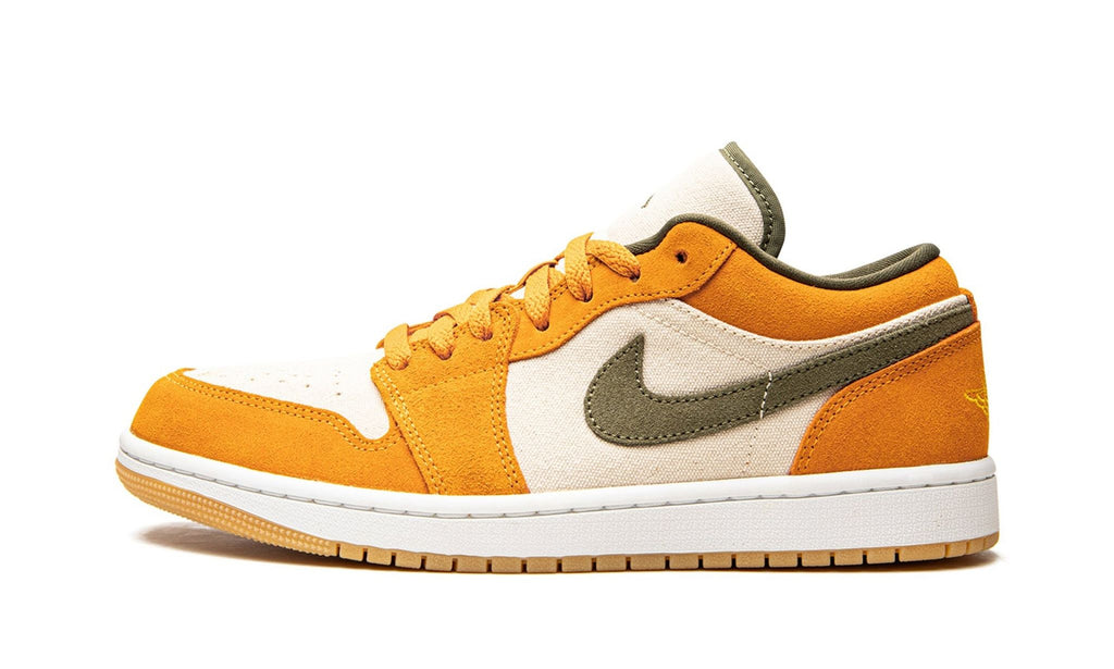 "Light Curry" Air Jordan 1 Low SE - product image from the listing.