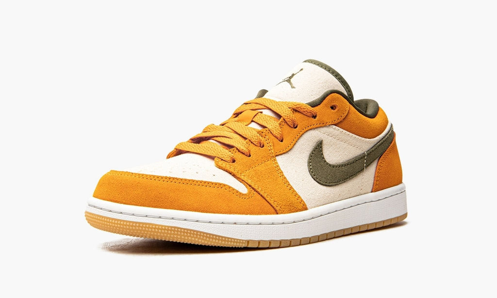 "Light Curry" Air Jordan 1 Low SE - product image from the listing.