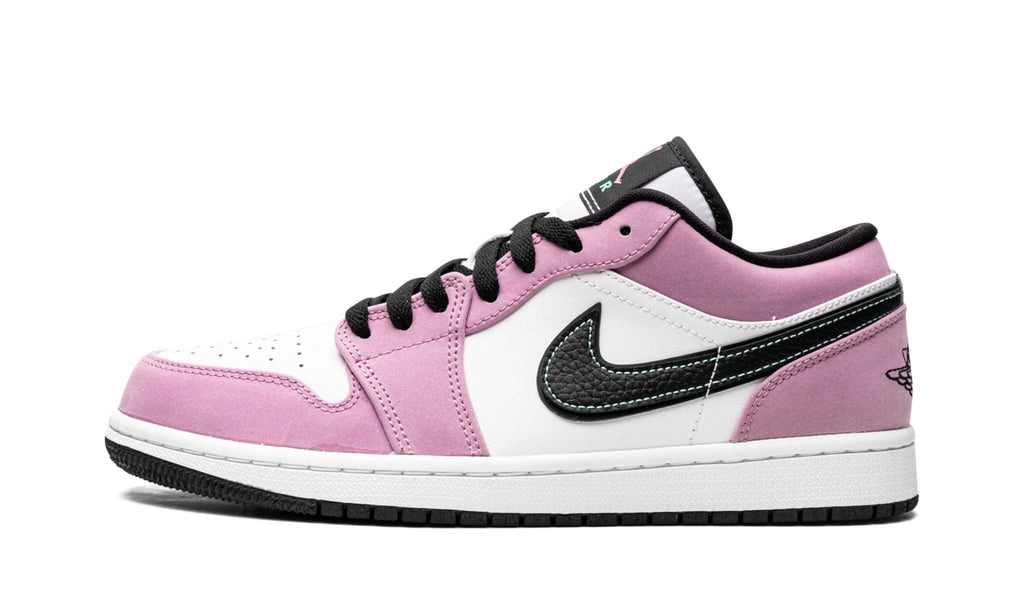 Violet Shock - Air Jordan 1 Low SE - product image from the listing.