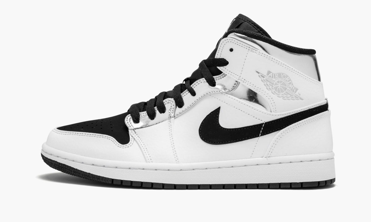 "Alternate Think 16" Air Jordan 1 Mid - product image from the listing.