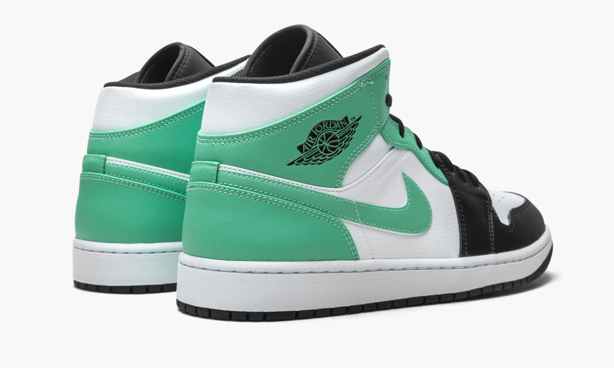 "Island Green" Air Jordan 1 Mid - product image from the listing.