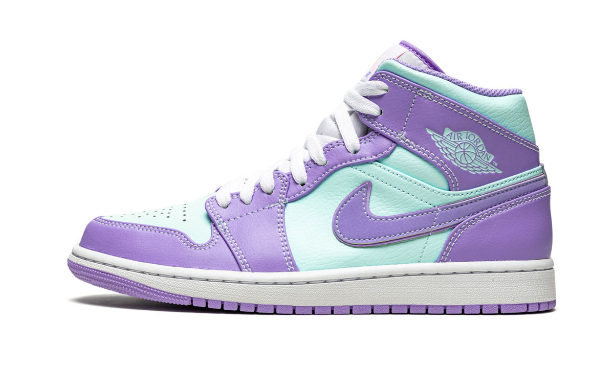 Air Jordan 1 Mid Purple Pulse / in Glacier Blue - product image from the listing.