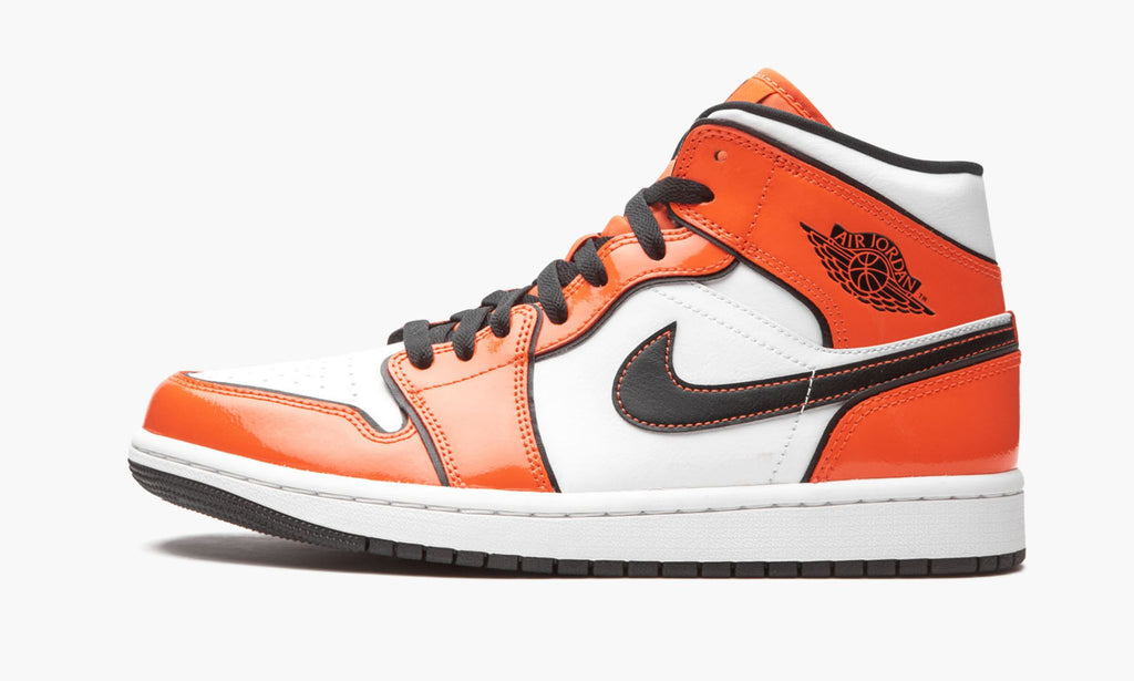 "Turf Orange" Air Jordan 1 Mid SE - product image from the listing.
