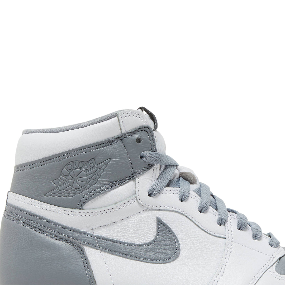 "Stealth" Air Jordan 1 Retro High OG 555088-037 - product image from the listing.
