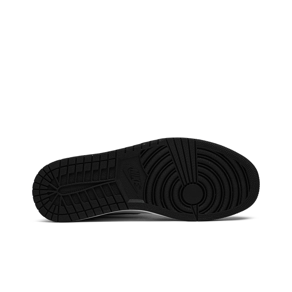 Black/White - Air Jordan 1 Retro High OG 555088-010 - product image from the listing.