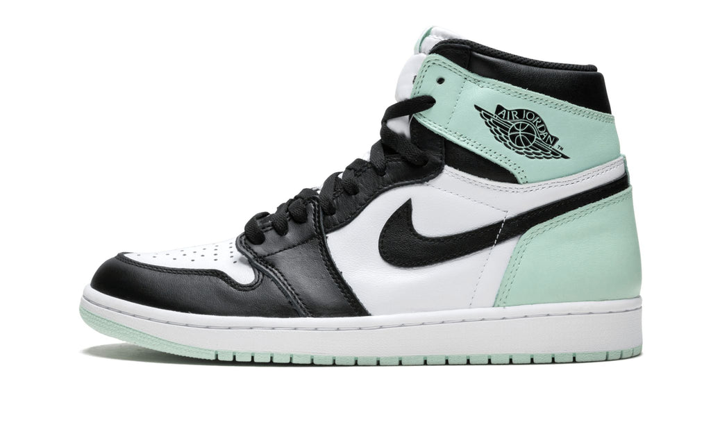 "Igloo" Air Jordan 1 Retro High OG NRG - product image from the listing.