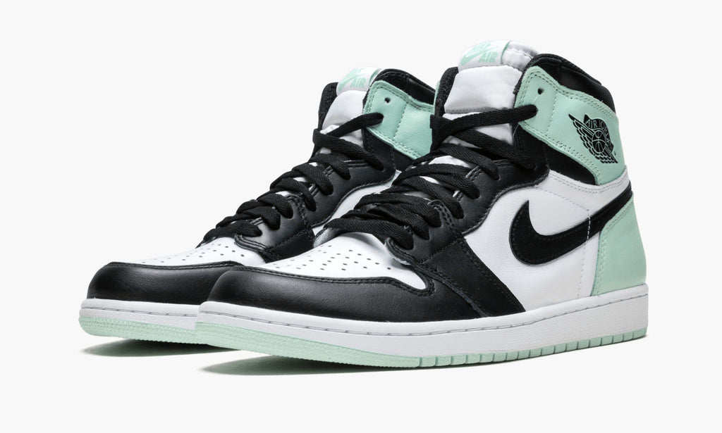 "Igloo" Air Jordan 1 Retro High OG NRG - product image from the listing.