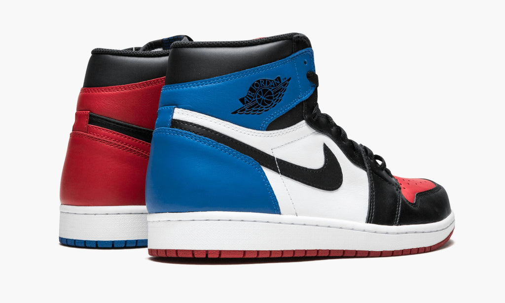 Top 3 - Air Jordan 1 Retro High OG - product image from the listing.