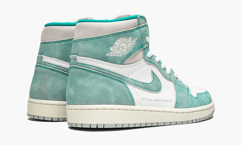 Air Jordan 1 Retro High OG Turbo in Green - product image from the listing.