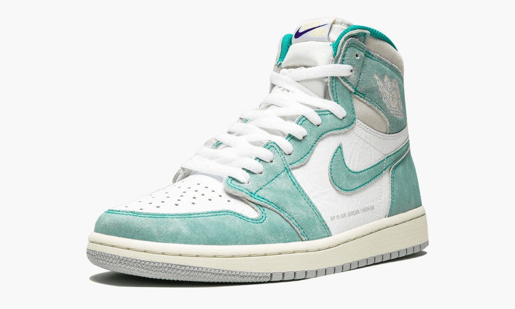 Air Jordan 1 Retro High OG Turbo in Green - product image from the listing.