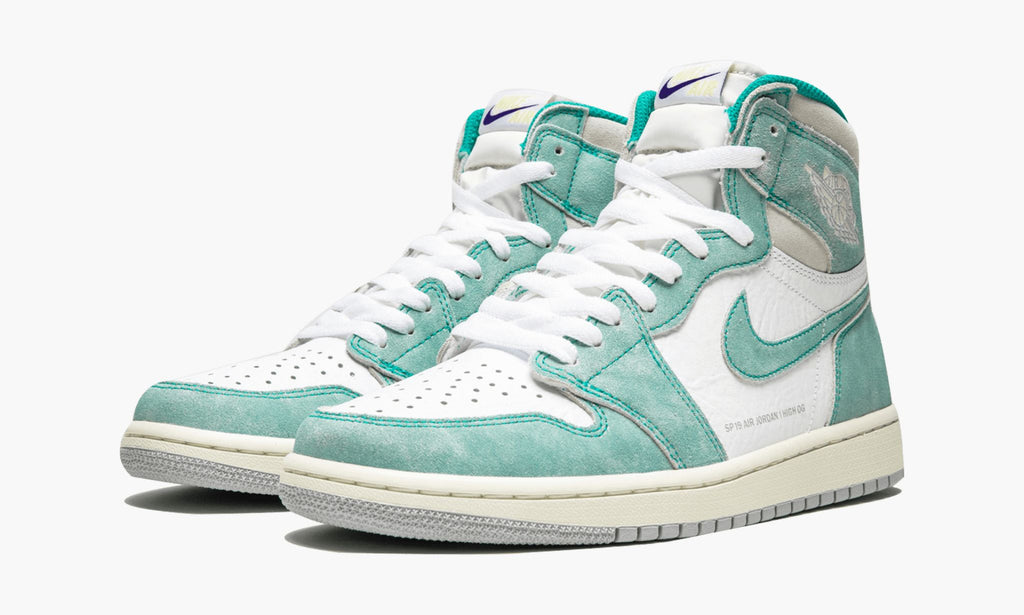 Air Jordan 1 Retro High OG Turbo in Green - product image from the listing.