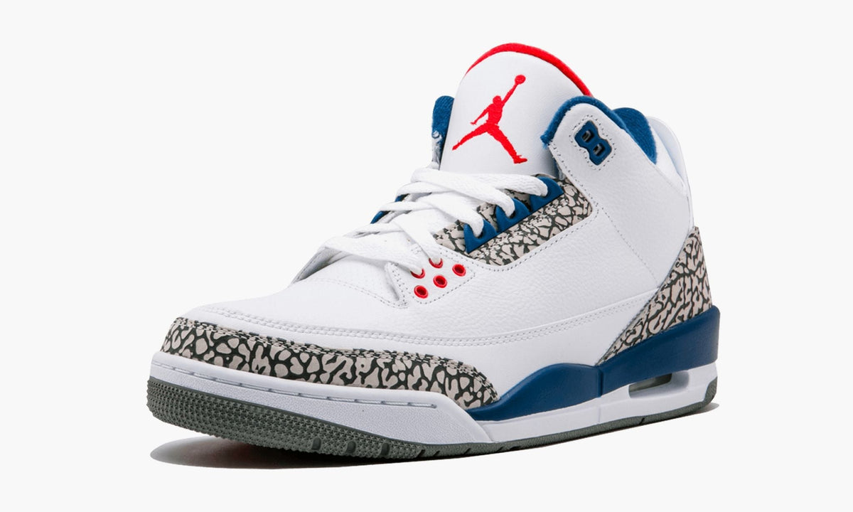 Air Jordan 3 Retro OG True in Blue - product image from the listing.