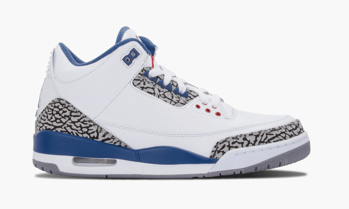Air Jordan 3 Retro True in Blue - product image from the listing.