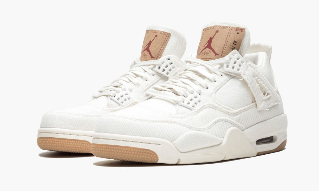 Air Jordan 4 Retro Levis NRG in White Denim - product image from the listing.