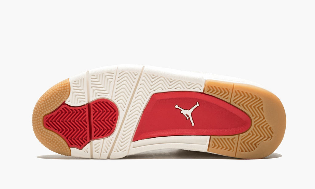 Air Jordan 4 Retro Levis NRG in White Denim - product image from the listing.