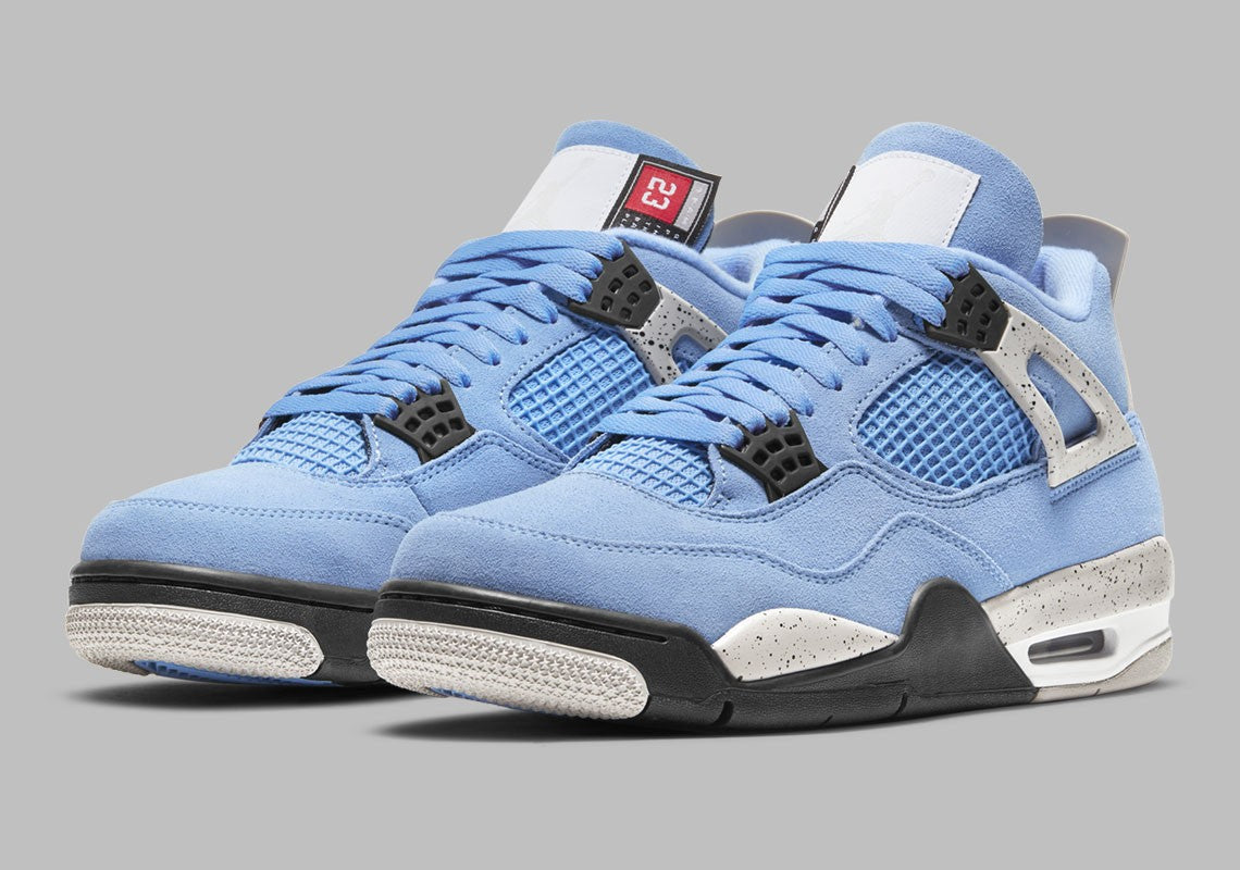 Air Jordan 4 Retro in University Blue CT8527 - product image from the listing.