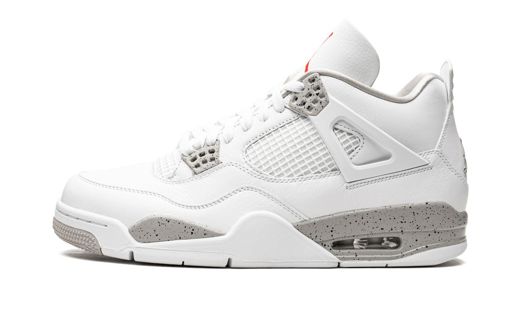 White Oreo - Air Jordan 4 Retro - product image from the listing.