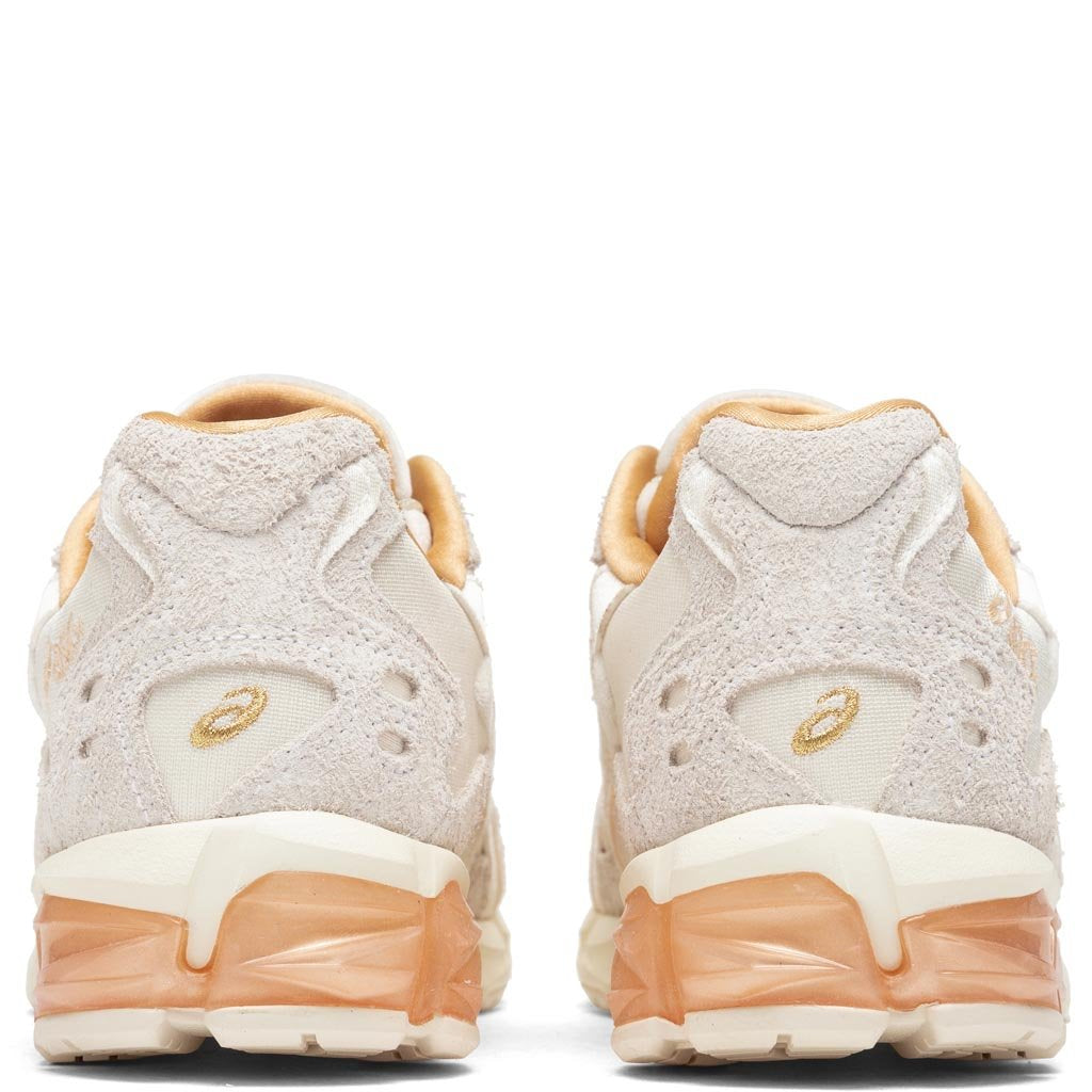 Cream/Champagne - Gel-Kayano 5 KZN - product image from the listing.