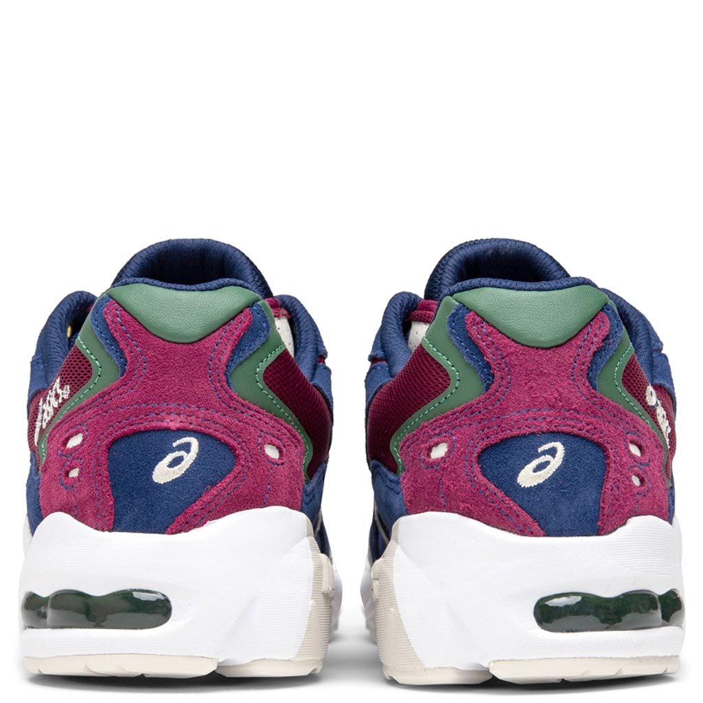 "Academic Scholar" Gel-Kayano 5 OG Birch/Blue Expanse - product image from the listing.