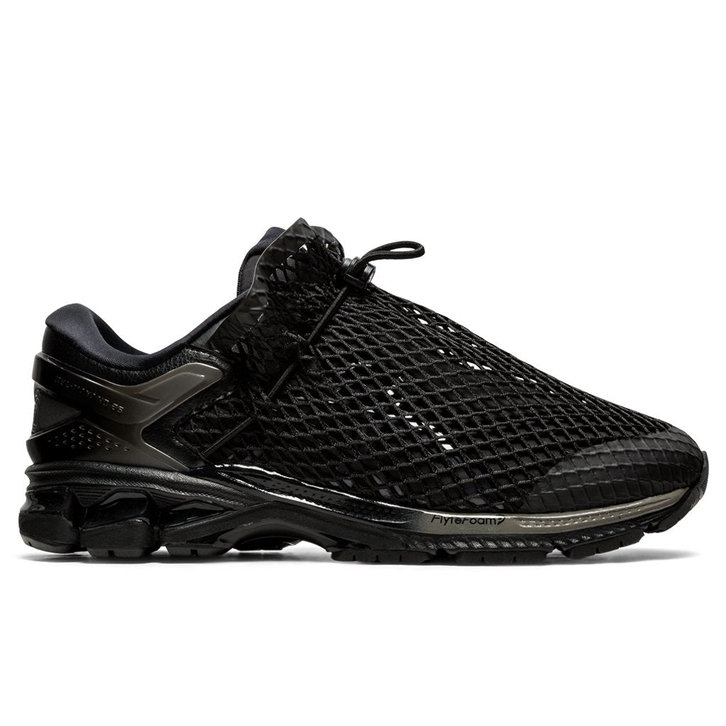 "Buffalo Bag" Asics x Vivienne Westwood Gel-Kayano 26 Black/Black - product image from the listing.