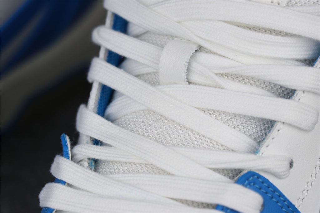 "Blue White" Off-White Out of Office - product image from the listing.
