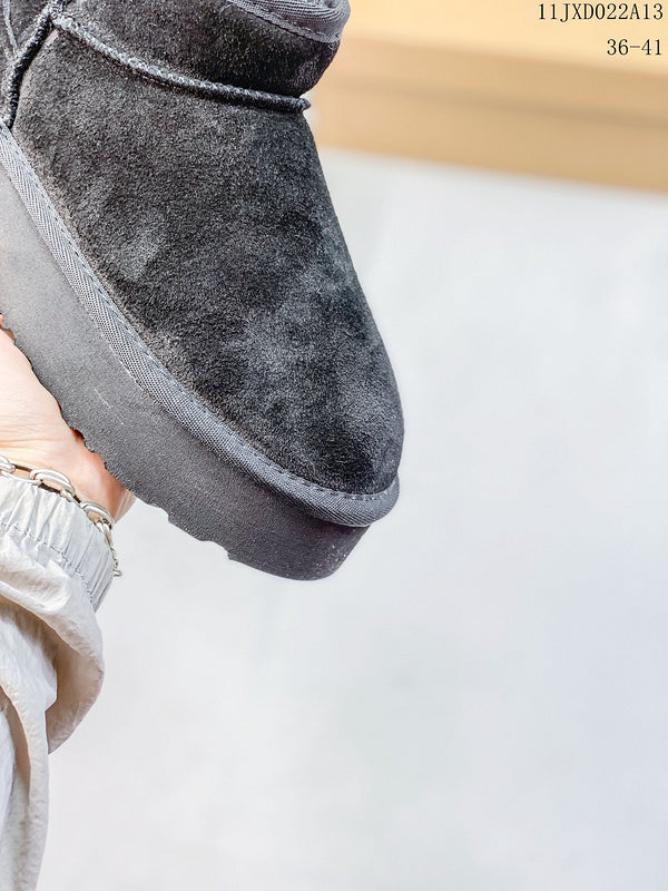 Women's BHUS3 Wool 35-41 Shoes with box - product image from the listing.