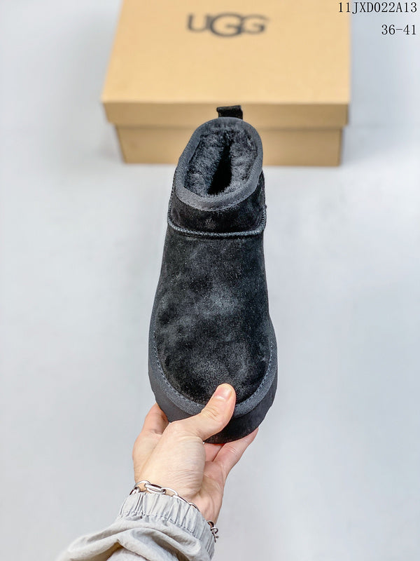 Women's BHUS3 Wool 35-41 Shoes with box - product image from the listing.