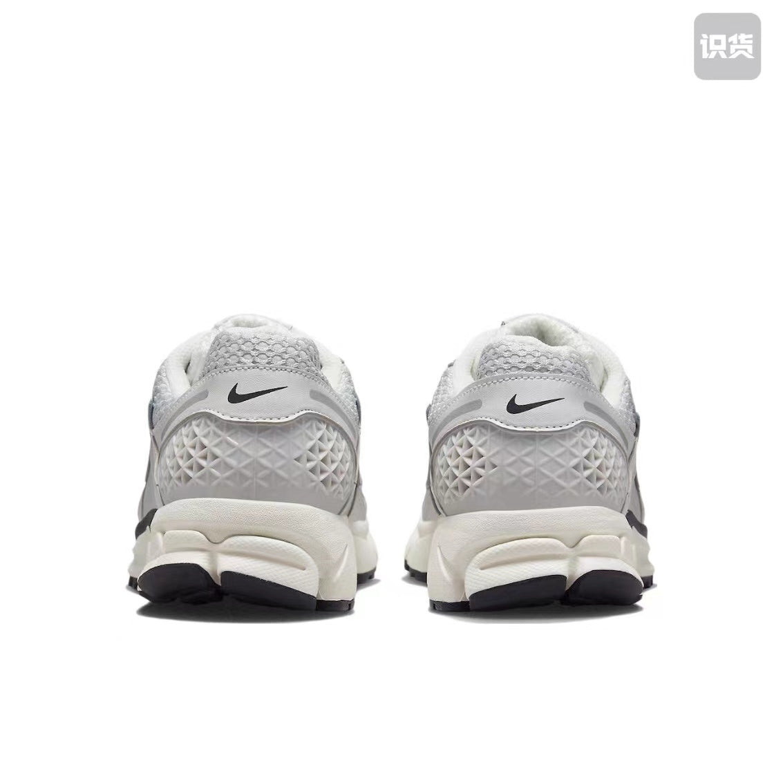 Nike Air Max Plus 3 Sneakers in Silver Grey and White - product image from the listing.
