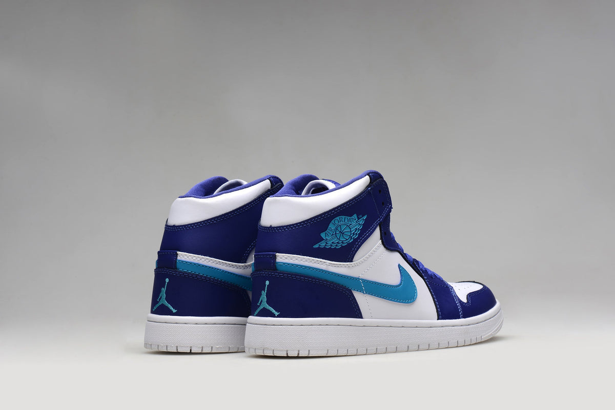 Jordan 1 Retro High Sneakers in White Blue - product image from the listing.