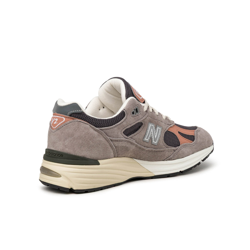 991 v2 *Made in England* by New Balance - product image from the listing.