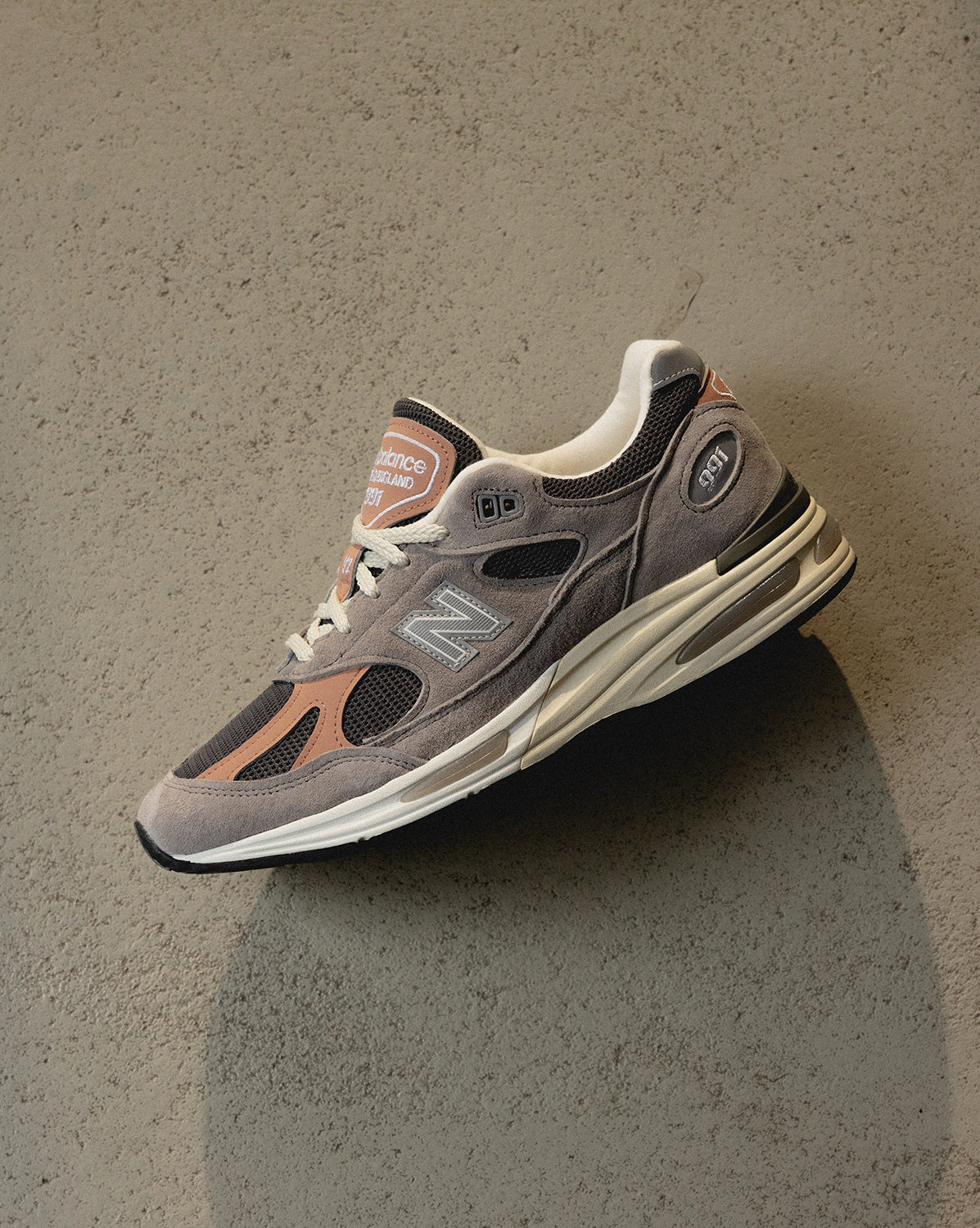 991 v2 *Made in England* by New Balance - product image from the listing.