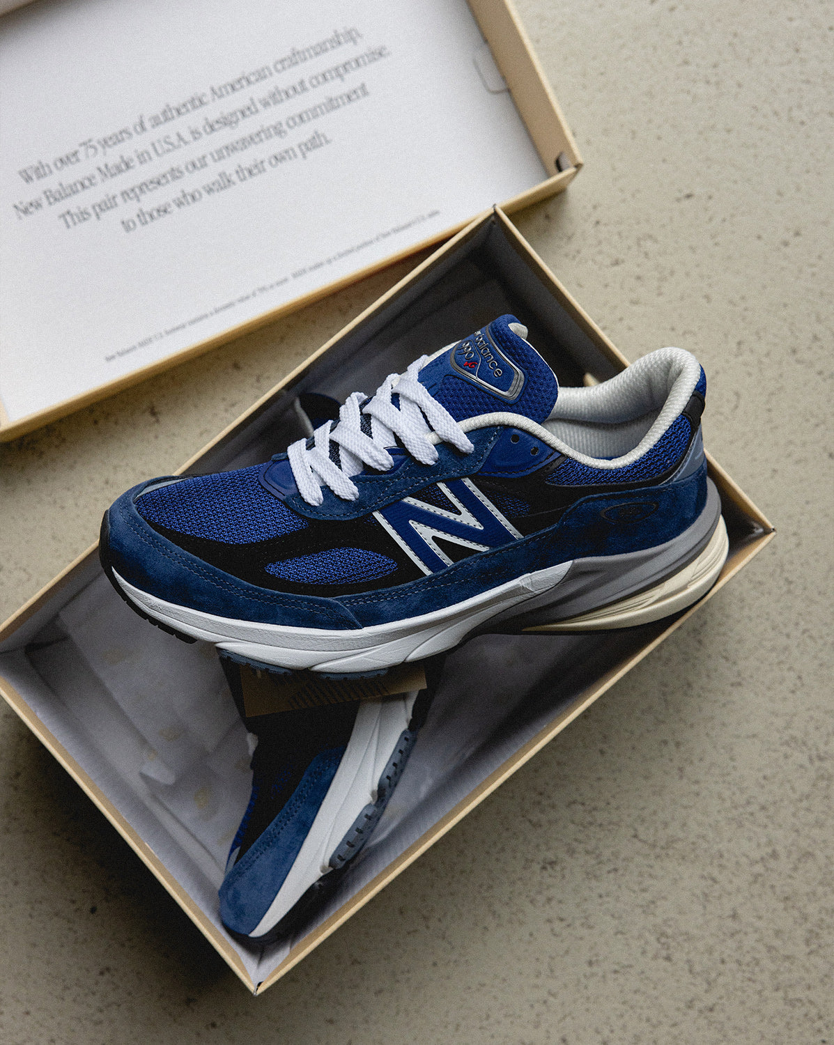 990 v6 *Made in USA* by New Balance - product image from the listing.