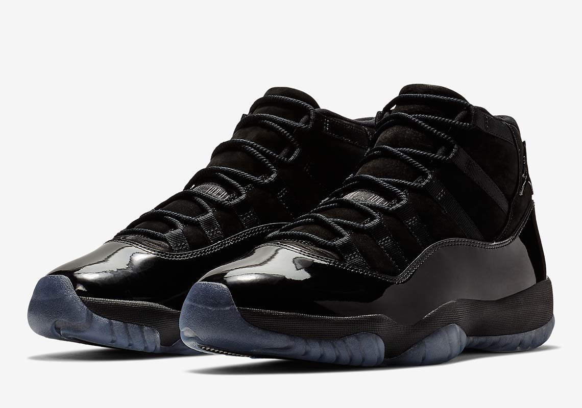Cap and Gown - Jordan 11 Retro - product image from the listing.