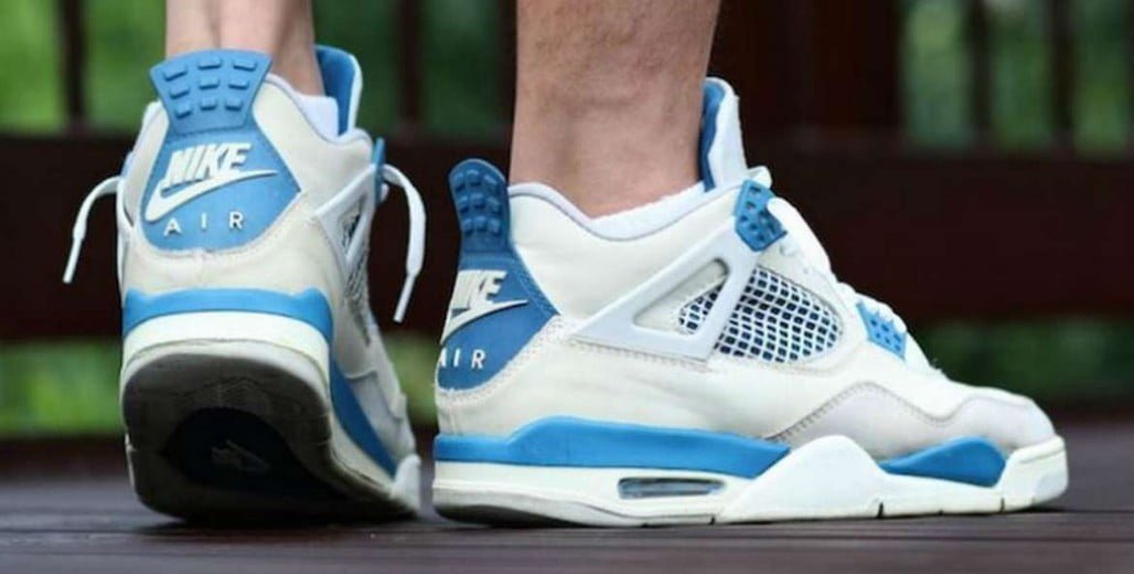 Jordan 4 Retro Golf Military in Blue - product image from the listing.
