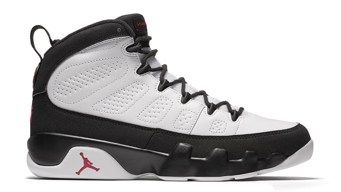 Space Jam - Jordan 9 Retro OG 2016 - product image from the listing.