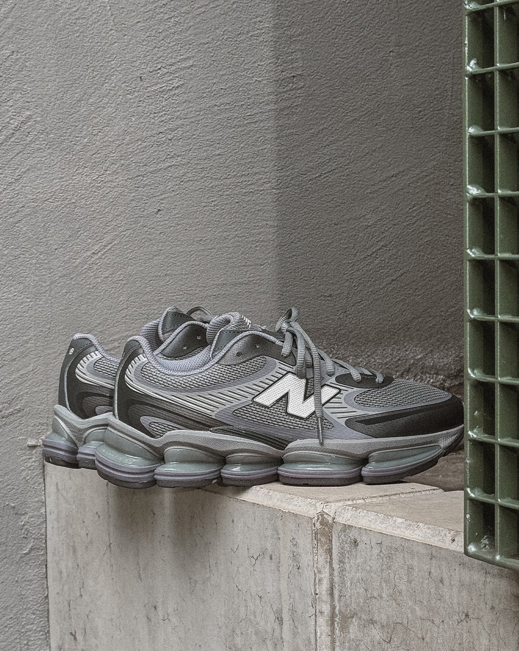 ABZORB 2000 *Grey Days* by New Balance - product image from the listing.