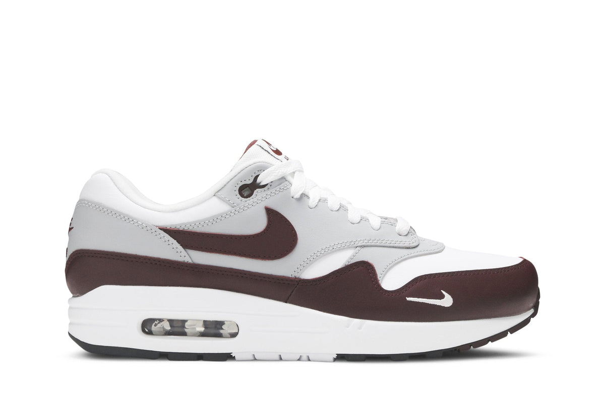 Mystic Dates - Nike Air Max 1 Premium - product image from the listing.