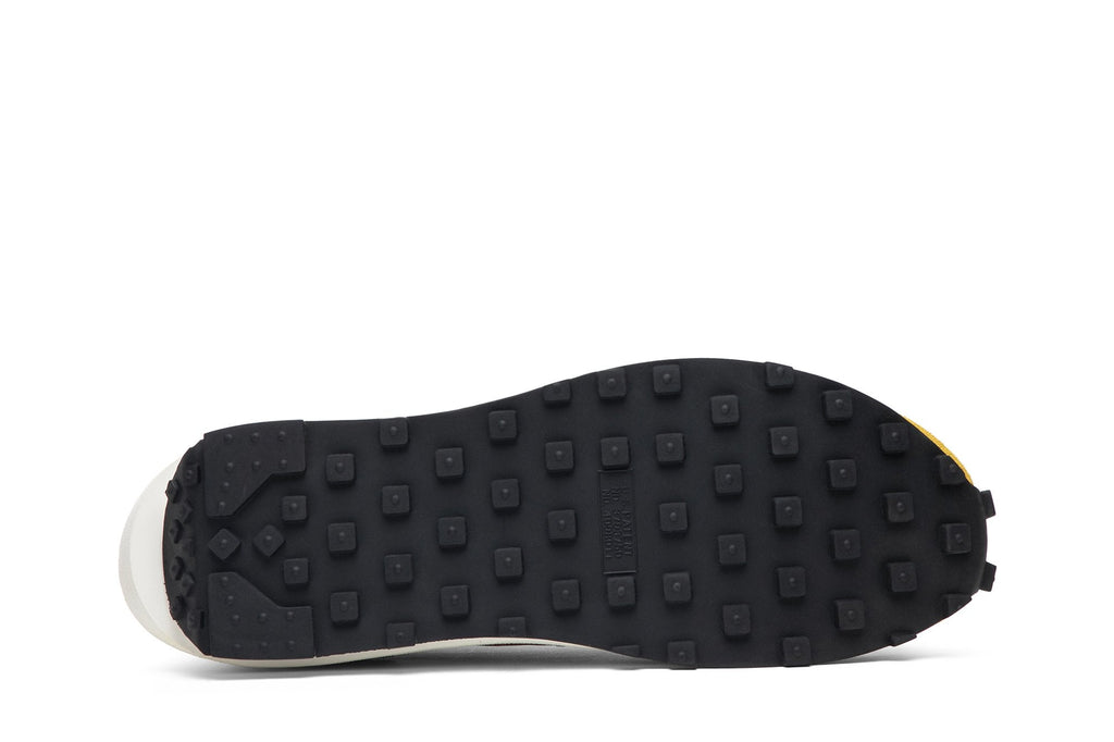 Nike LDWaffle x Sacai Daybreak in Green - product image from the listing.