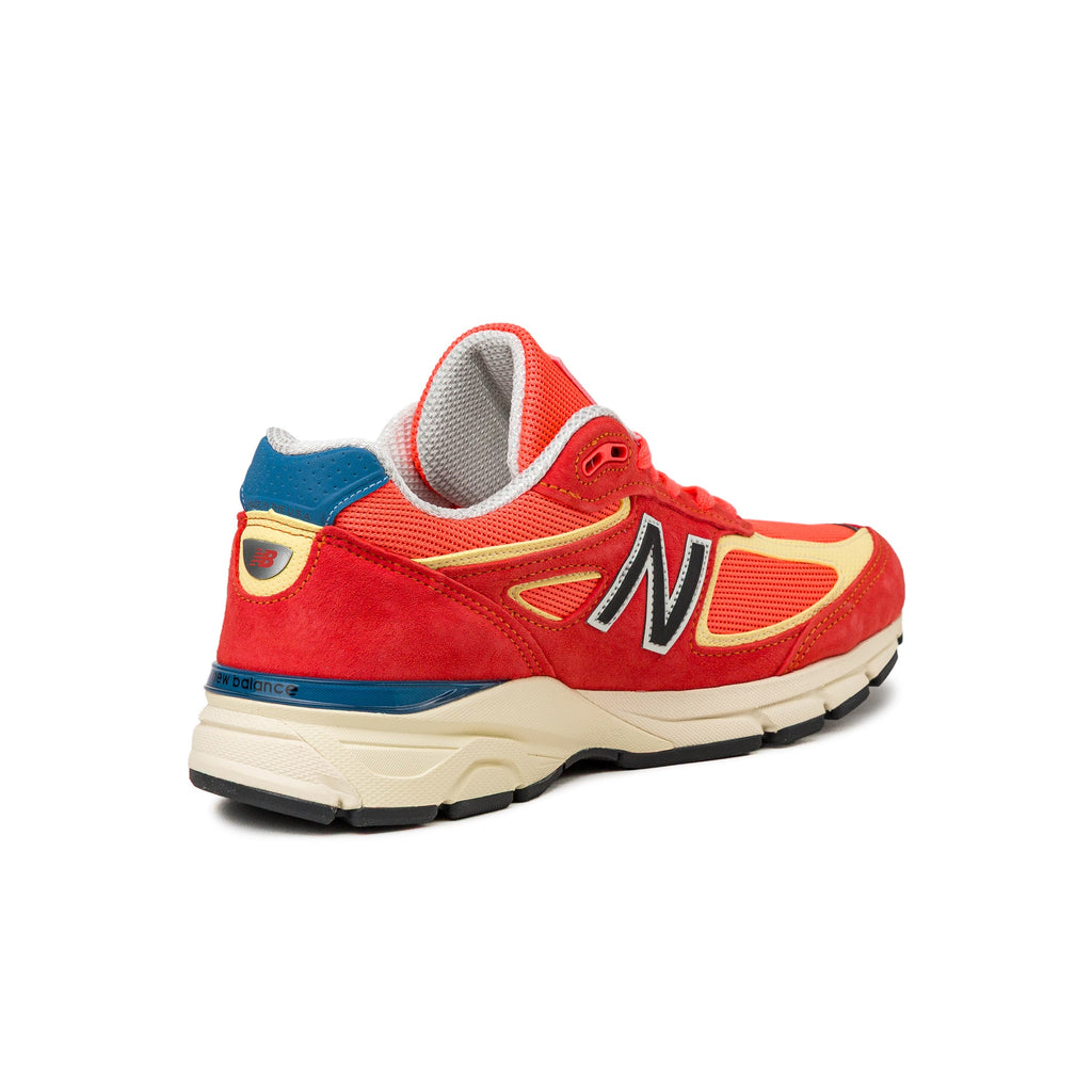 990 v4 *Made in USA* by New Balance - product image from the listing.