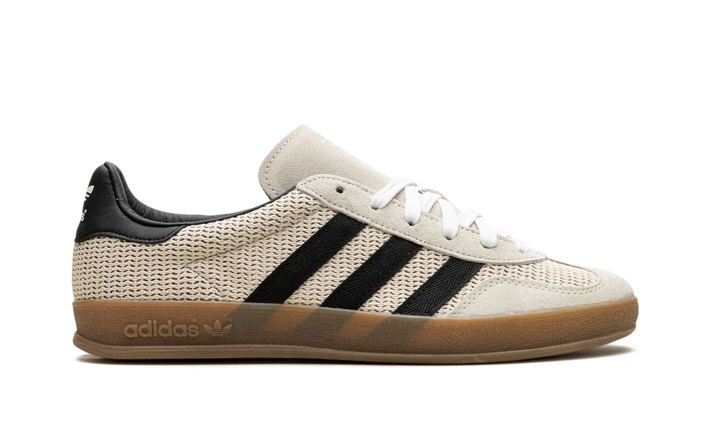 "Aluminum / Core Black" Gazelle Indoor IH4769 - product image from the listing.