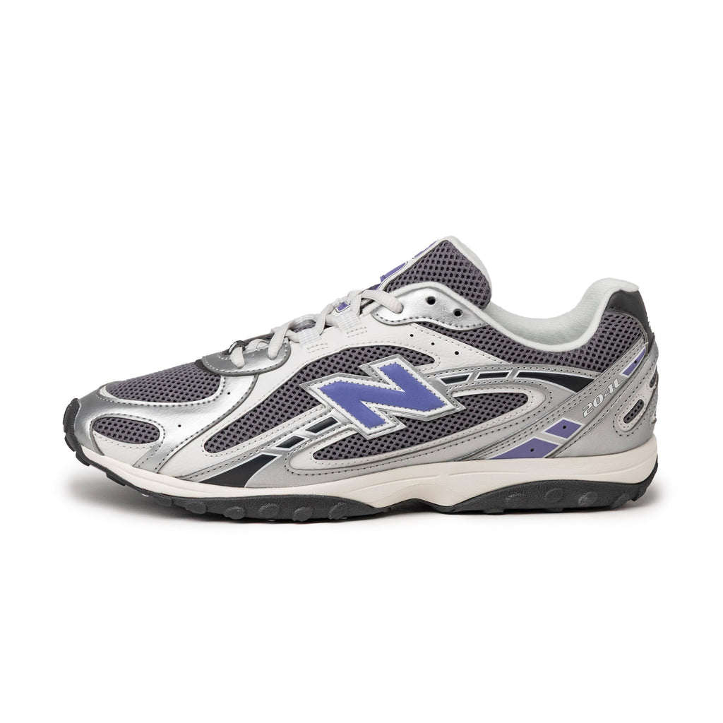 204L by New Balance - product photo shown in the listing for this item.