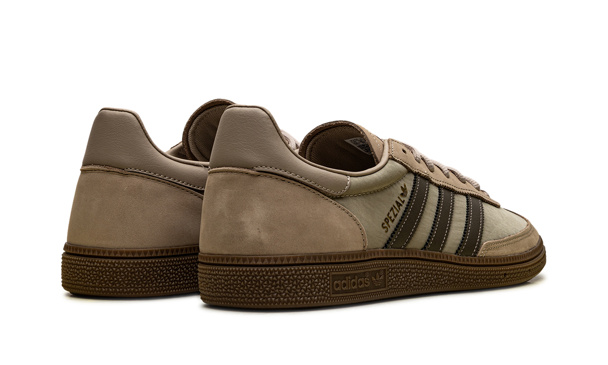 "Trace Khaki Cargo Brown" Handball Spezial JR3666 - product image from the listing.
