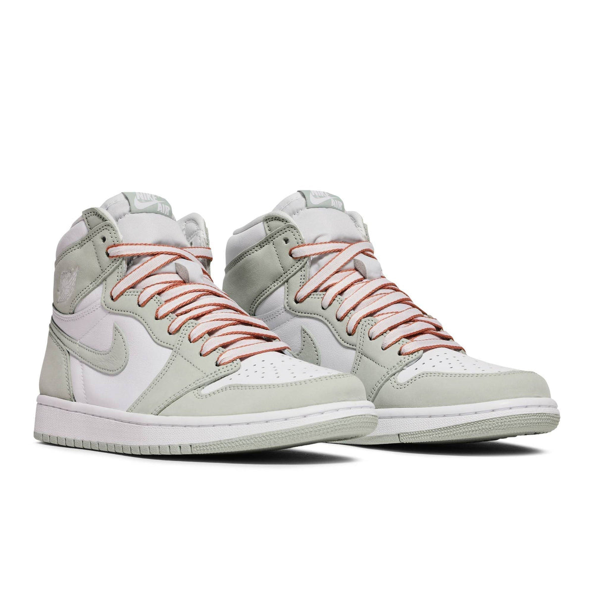 Air Jordan 1 Retro High OG 'Seafoam' CD0461-002 for Women - product image from the listing.