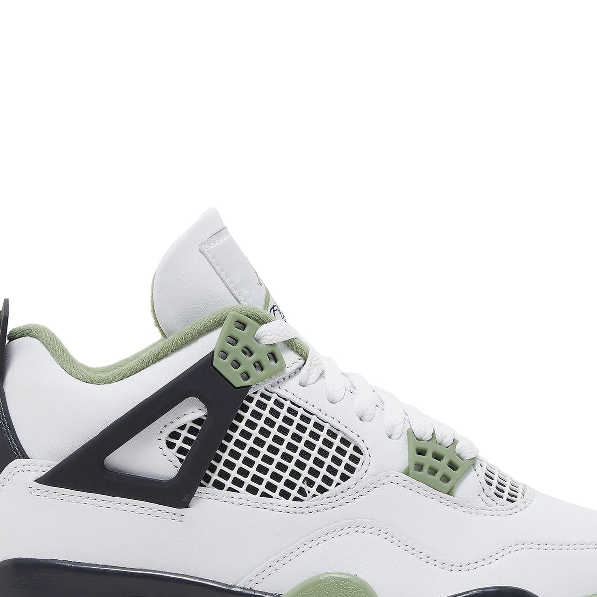 Air Jordan 4 Retro 'Seafoam' AQ9129-103 for Women - product image from the listing.
