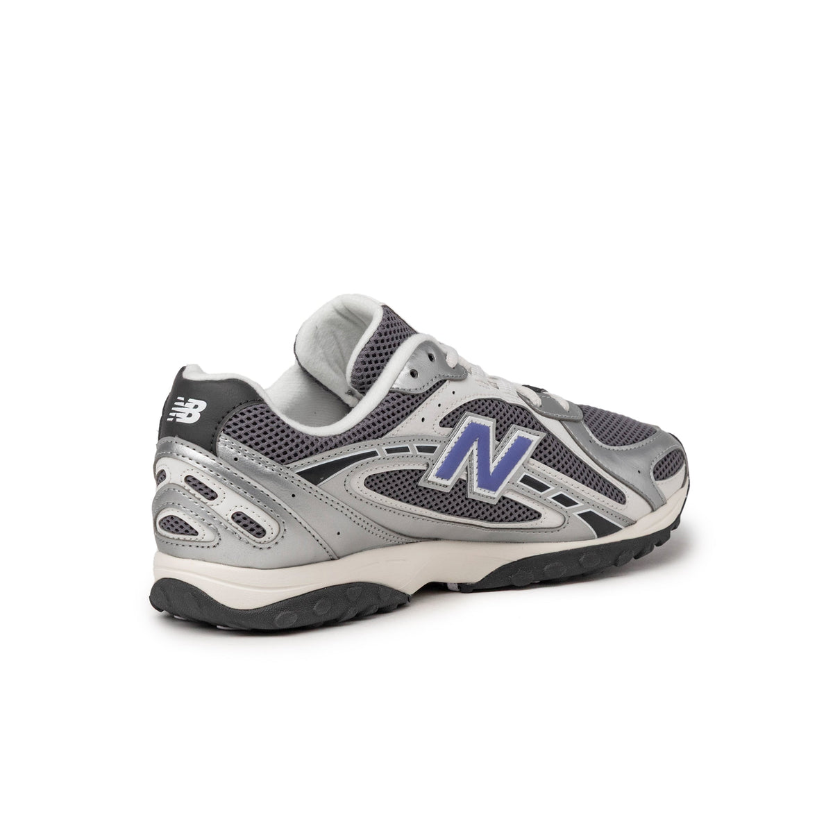 204L by New Balance - product photo shown in the listing for this item.